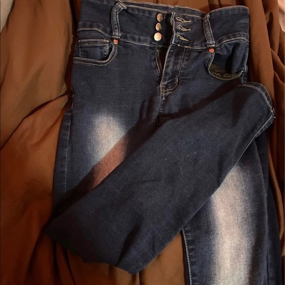 Jeans - Picture 1 of 5